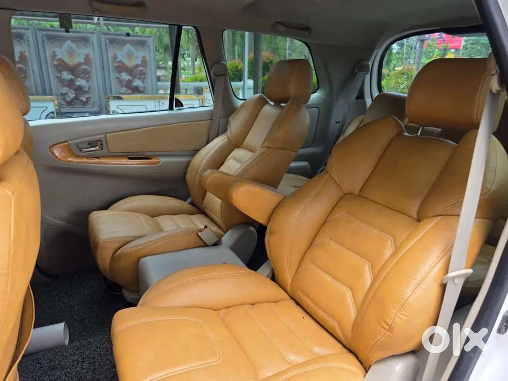 2011 Toyota Innova V Finance & Exchangea