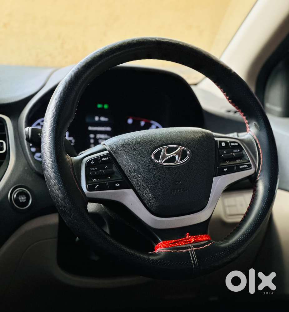 Hyundai Verna 1.5 Sx Petrol Mt, 2022, Petrol
