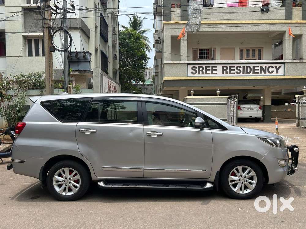 Toyota Innova Crysta 2.4 Gx Mt 8s, 2019, Diesel
