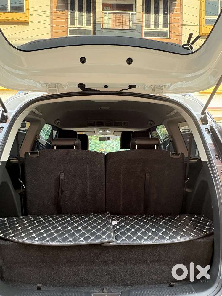 Maruti Suzuki Xl6 Zeta Mt Cng, 2025, Cng & Hybrids