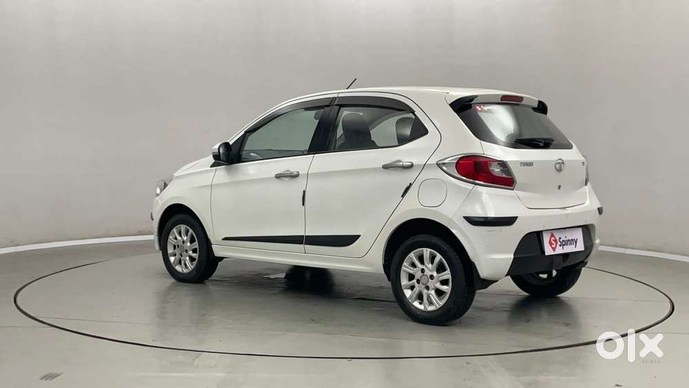 Tata Tiago Xz, 2016, Petrol