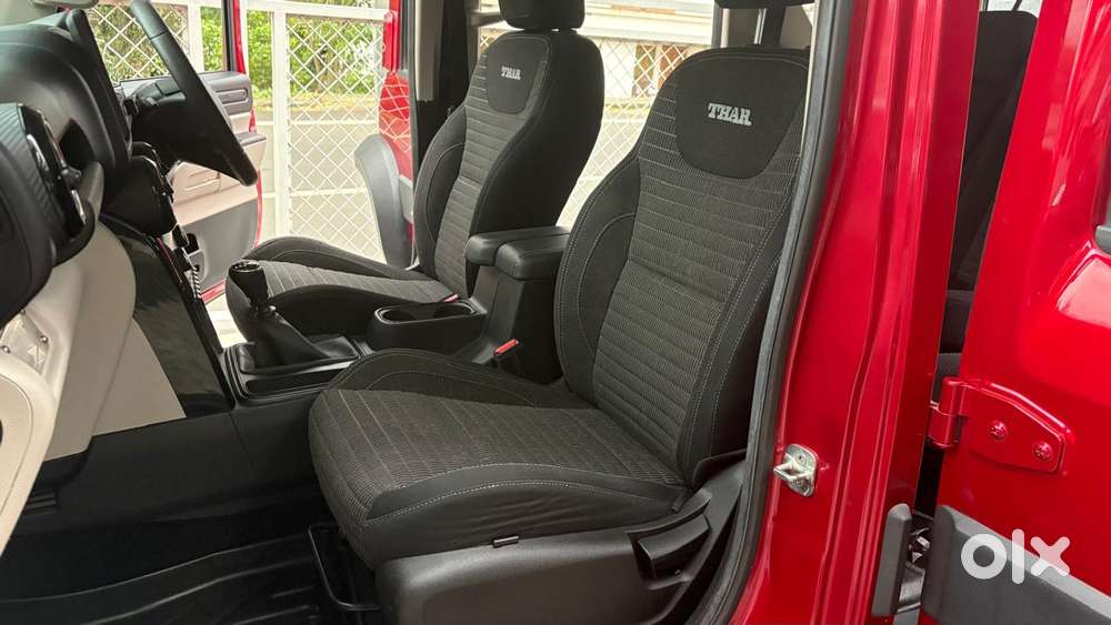 Mahindra Thar Roxx Ax3 L Diesel Mt 2wd, 2025
