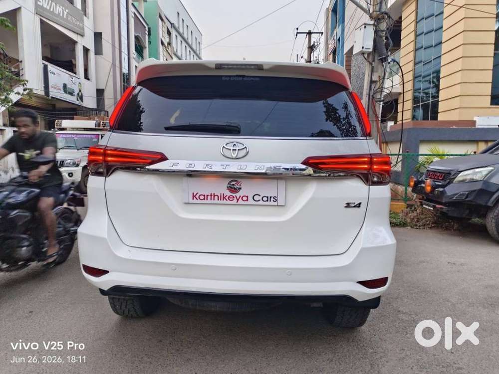 Toyota Fortuner 3.0 4x4 Manual, 2018, Diesel
