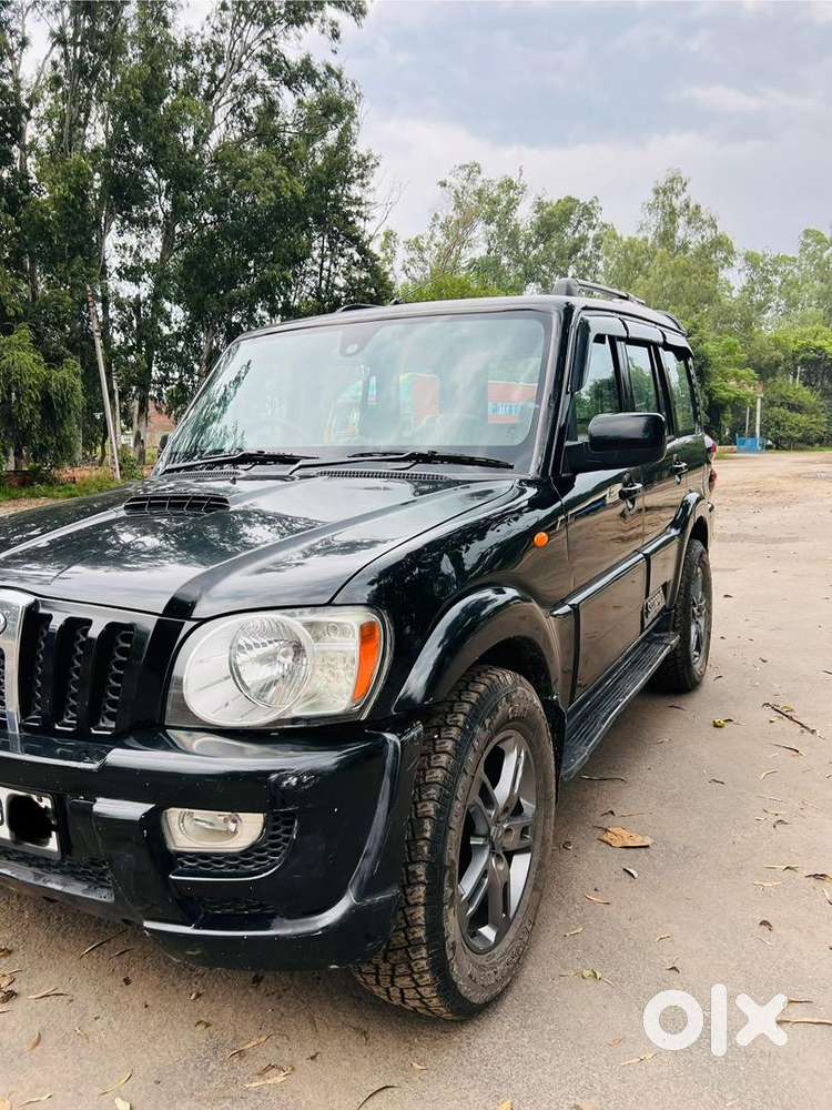Mahindra Diesel Car 2012