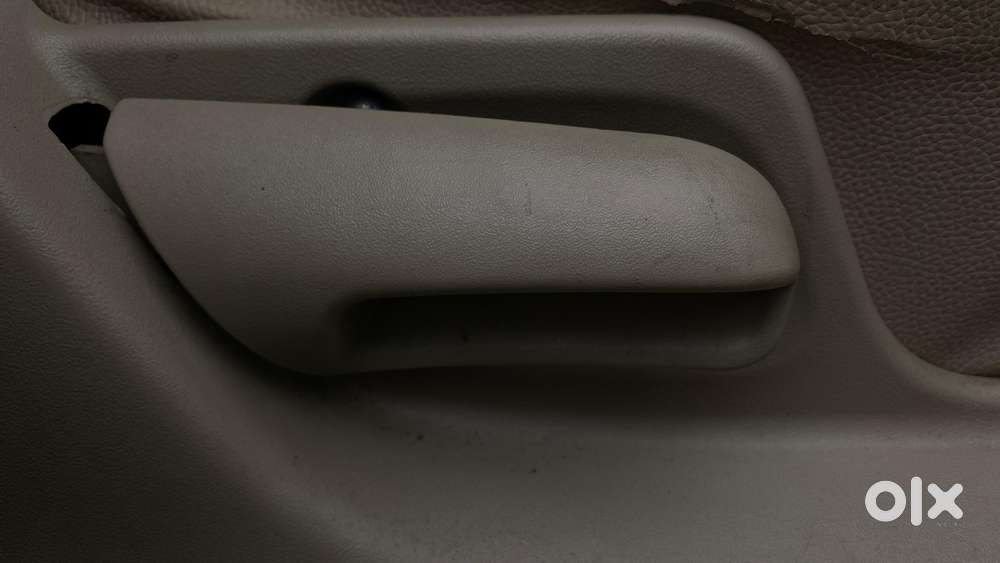 Maruti Suzuki Swift Dzire 1.2 Vxi Bsiv, 2016, Petrol
