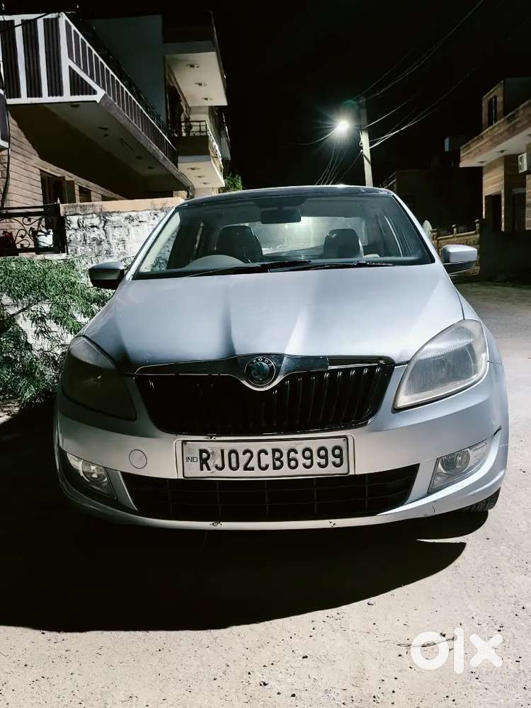 Skoda Rapid 1.0 Tsi 2012