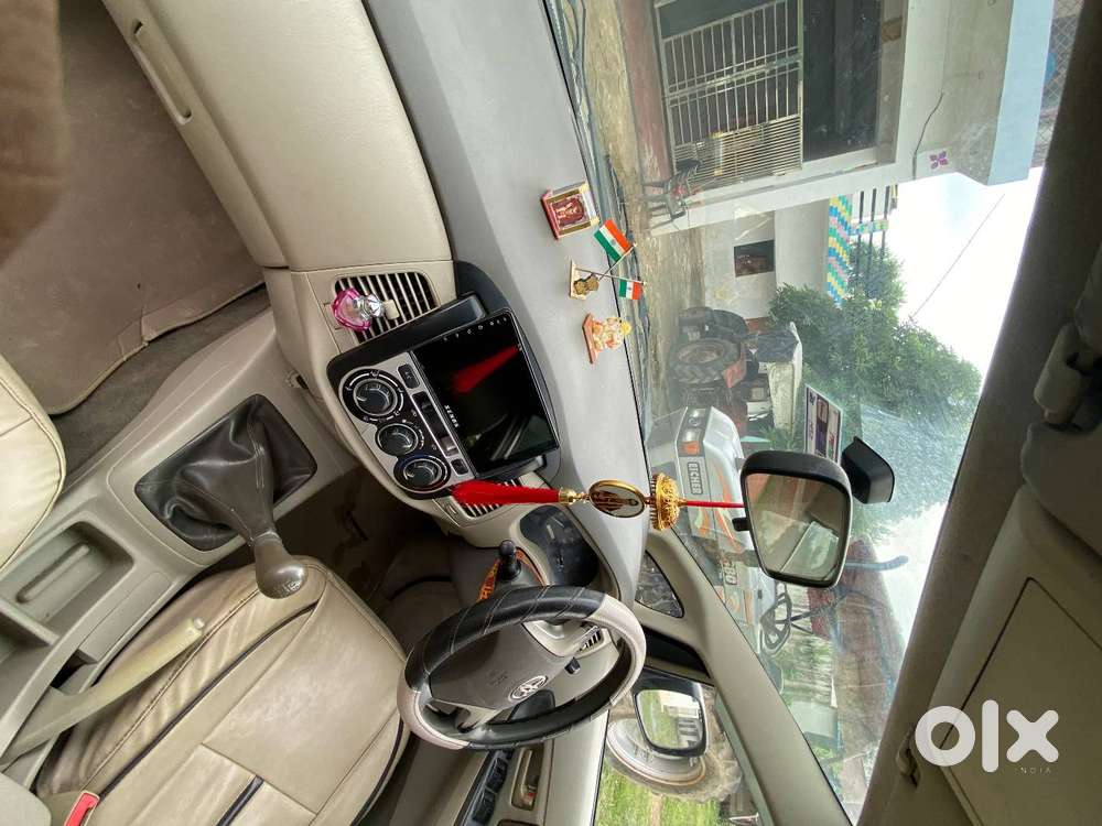 Toyota Innova 2.5 G 2012