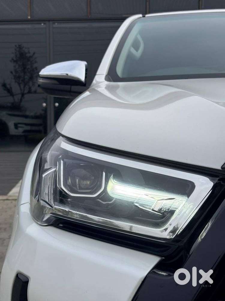 Toyota Hilux High Diesel Turbo Automatic, 2024, Diesel