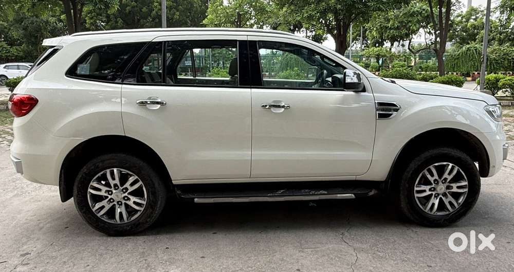 Ford Endeavour 3.2 Titanium At 4x4, 2017, Diesel