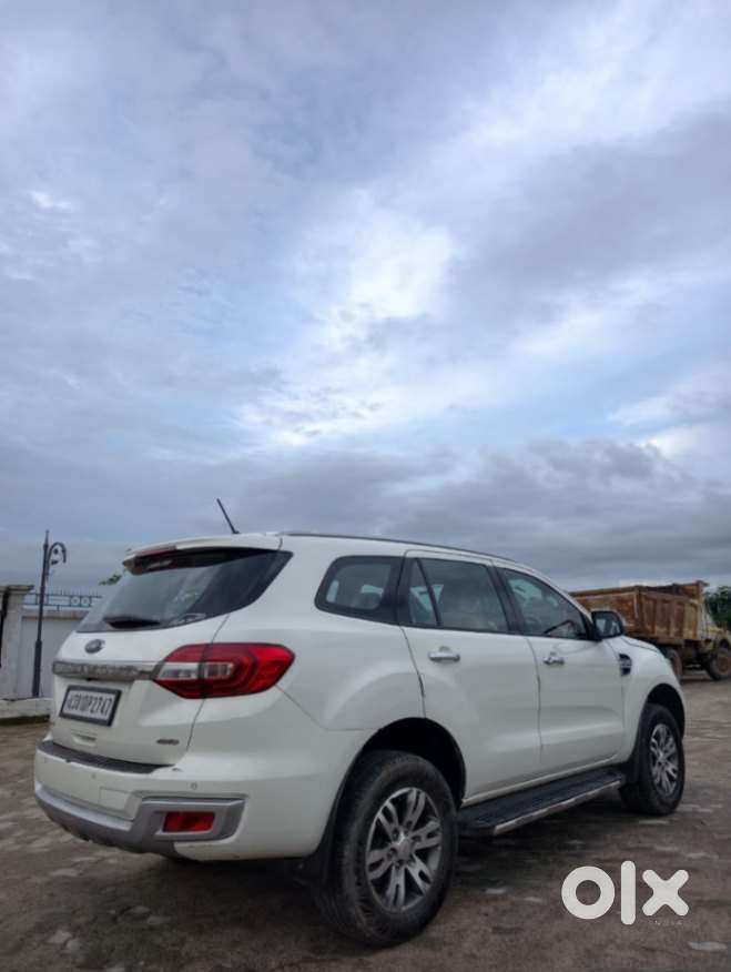 Ford Endeavour 3.2 Titanium 4x4 At, 2017, Diesel
