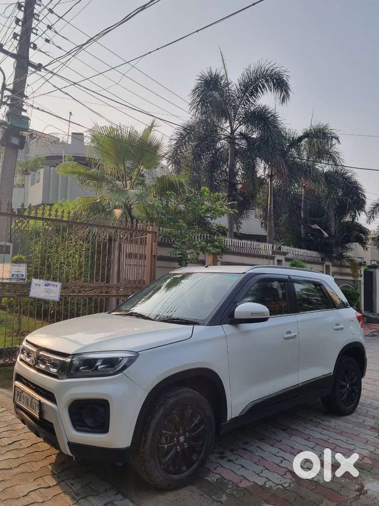 Maruti Suzuki Brezza 1.5 Zxi Smart Hybrid, 2022, Petrol
