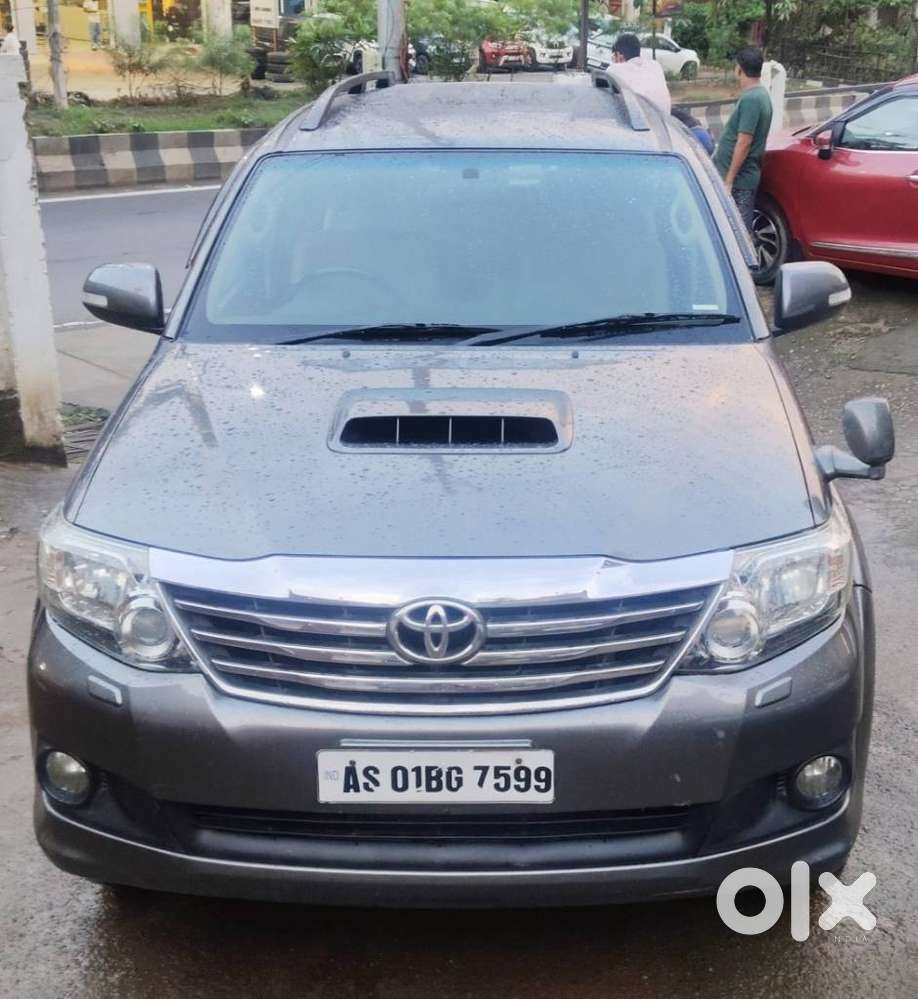 Toyota Fortuner 3.0 4x2 Mt, 2013