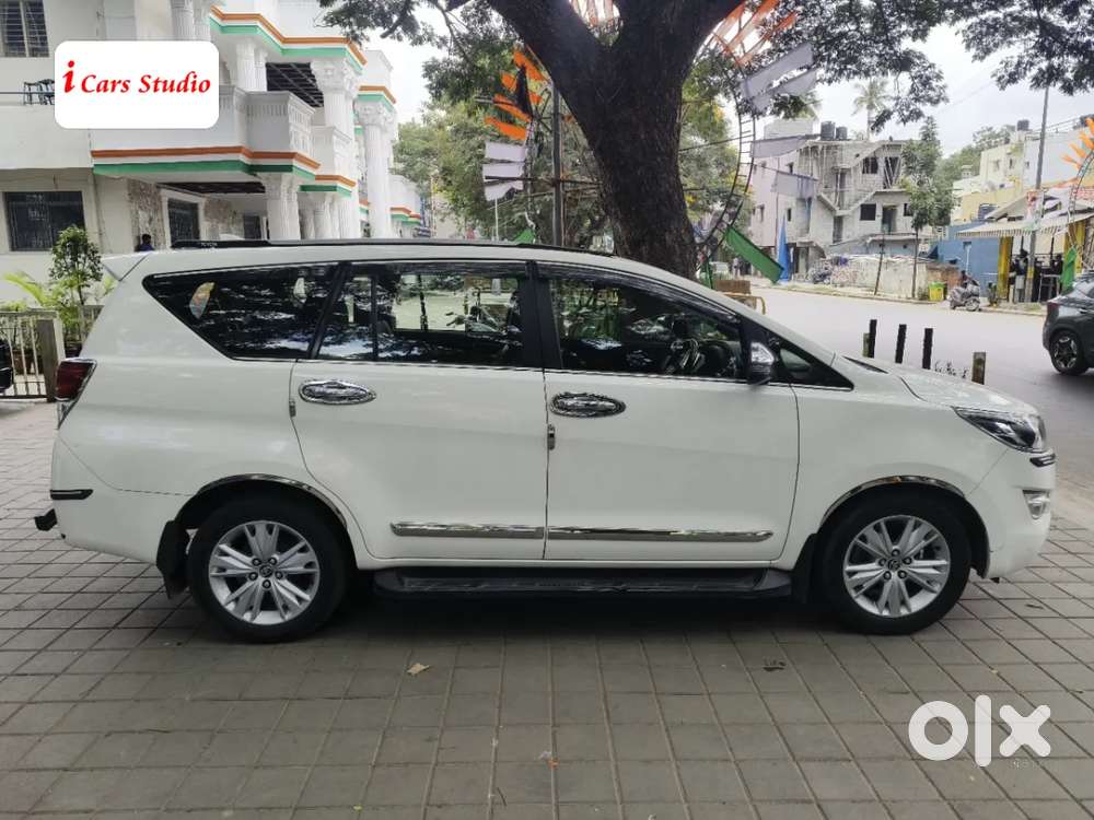 Toyota Innova Crysta 2.8 Zx At 7 Seater, 2019, Diesel