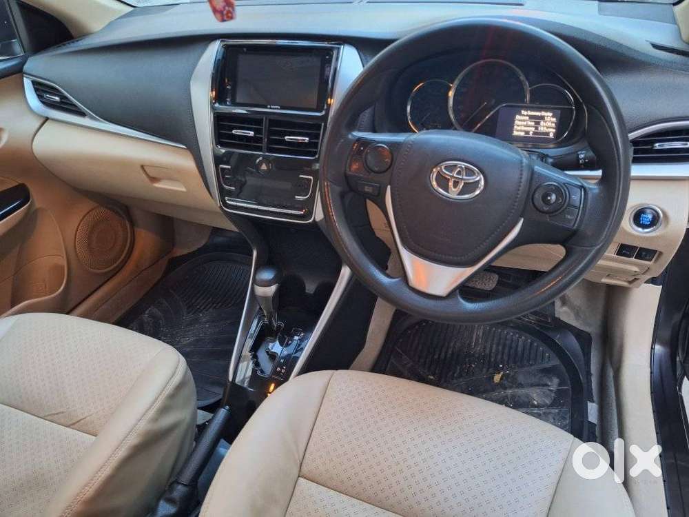 Toyota Yaris G Cvt, 2018, Petrol