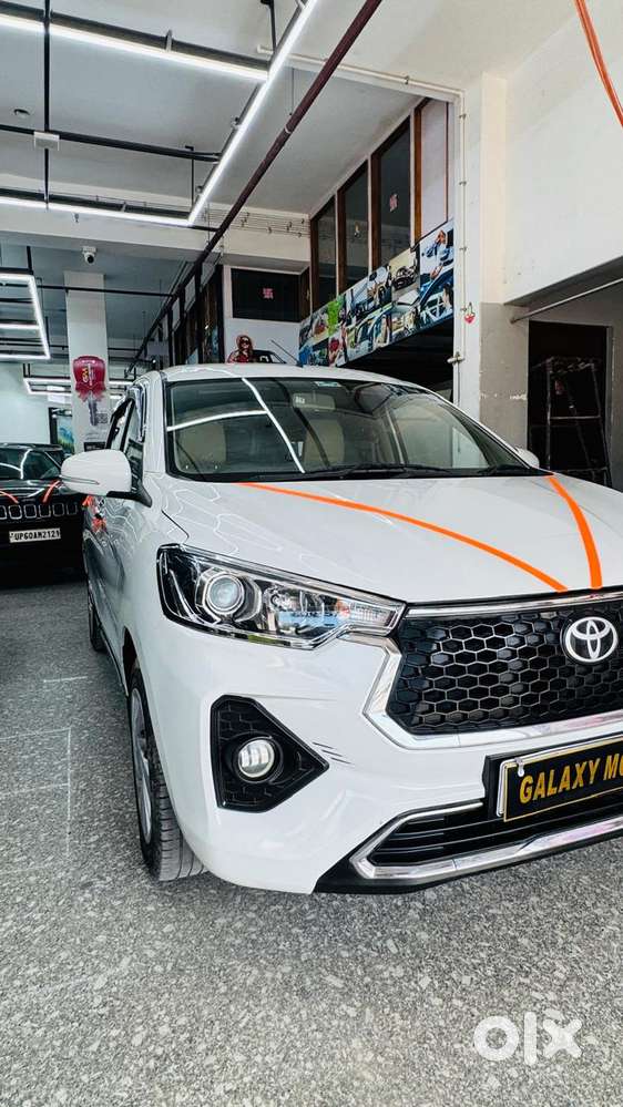 Toyota Rumion S Cng, 2025, Petrol