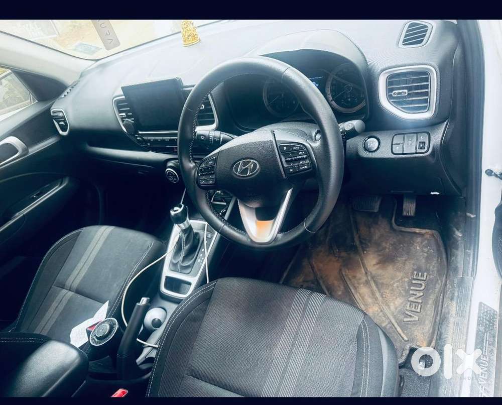 Hyundai Venue 2019 Petrol Well Maintained