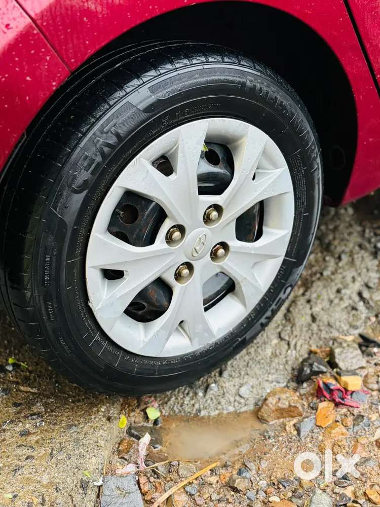 Hyundai I10 Sportz 2015 Diesel Manual Push Button Start