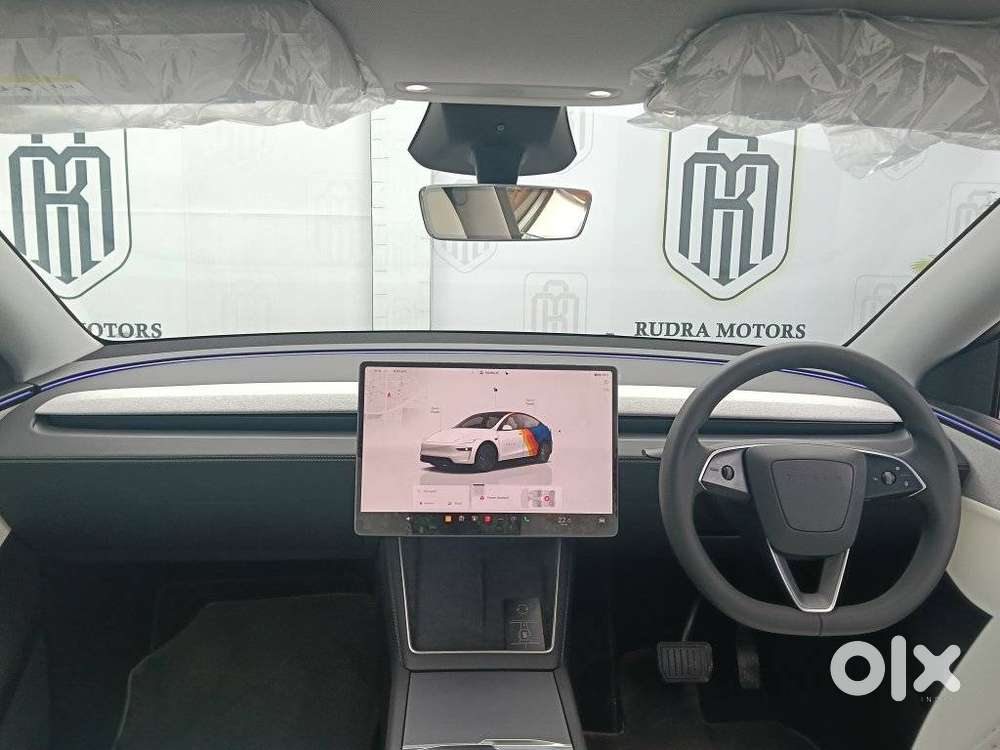 Tesla Model Y Rear-wheel Drive (rwd), 2025, Electric