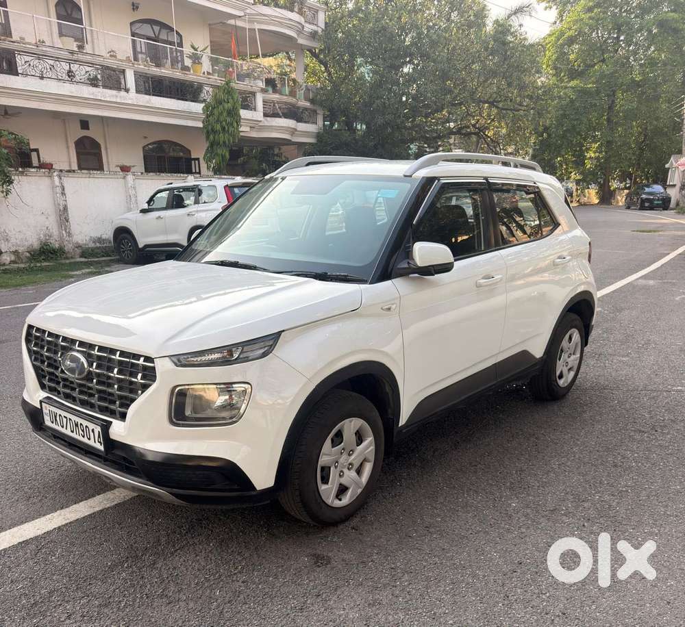 Hyundai Venue S Turbo Dct, 2019, Petrol