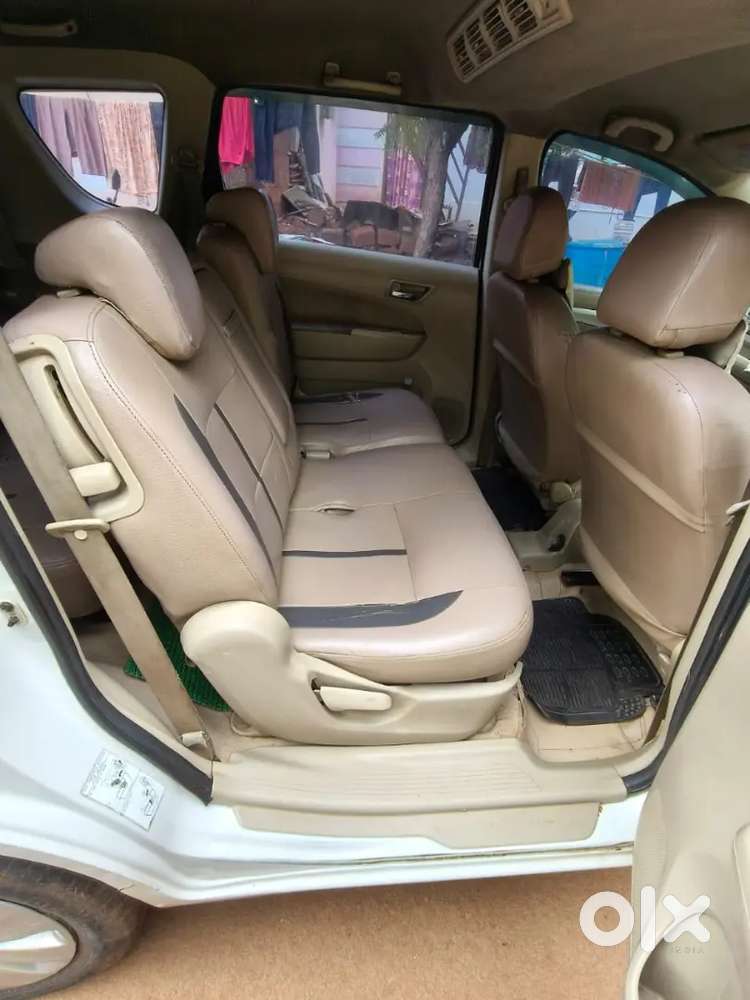 Maruti Suzuki Ertiga 2017