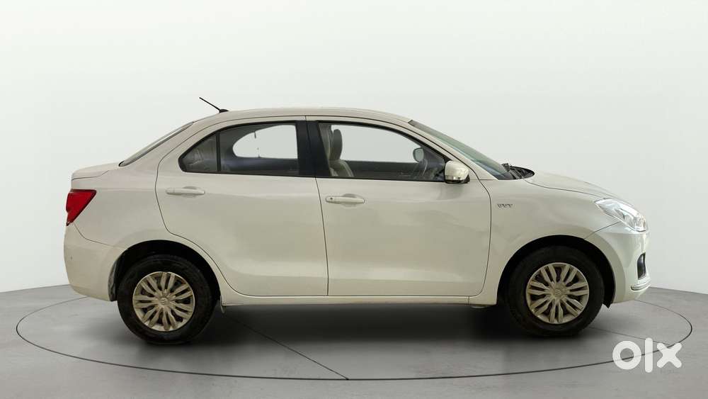 Maruti Suzuki Swift Dzire Amt Vxi, 2019, Petrol