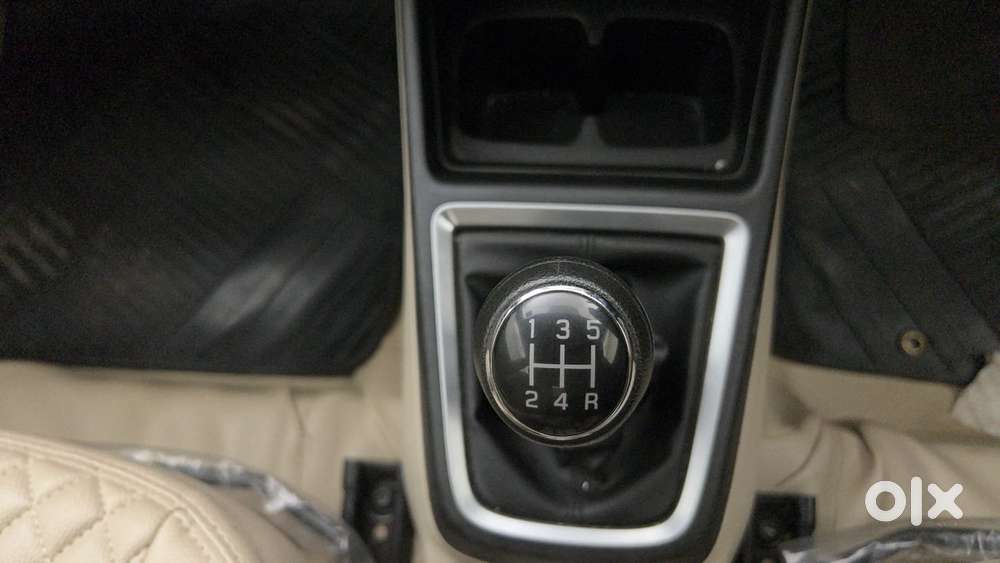 Maruti Suzuki Dzire 1.2 Zxi, 2022, Petrol