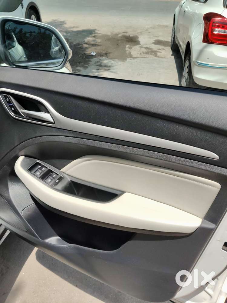 Mg Astor Shine 1.5 Mt (ivory), 2024, Petrol