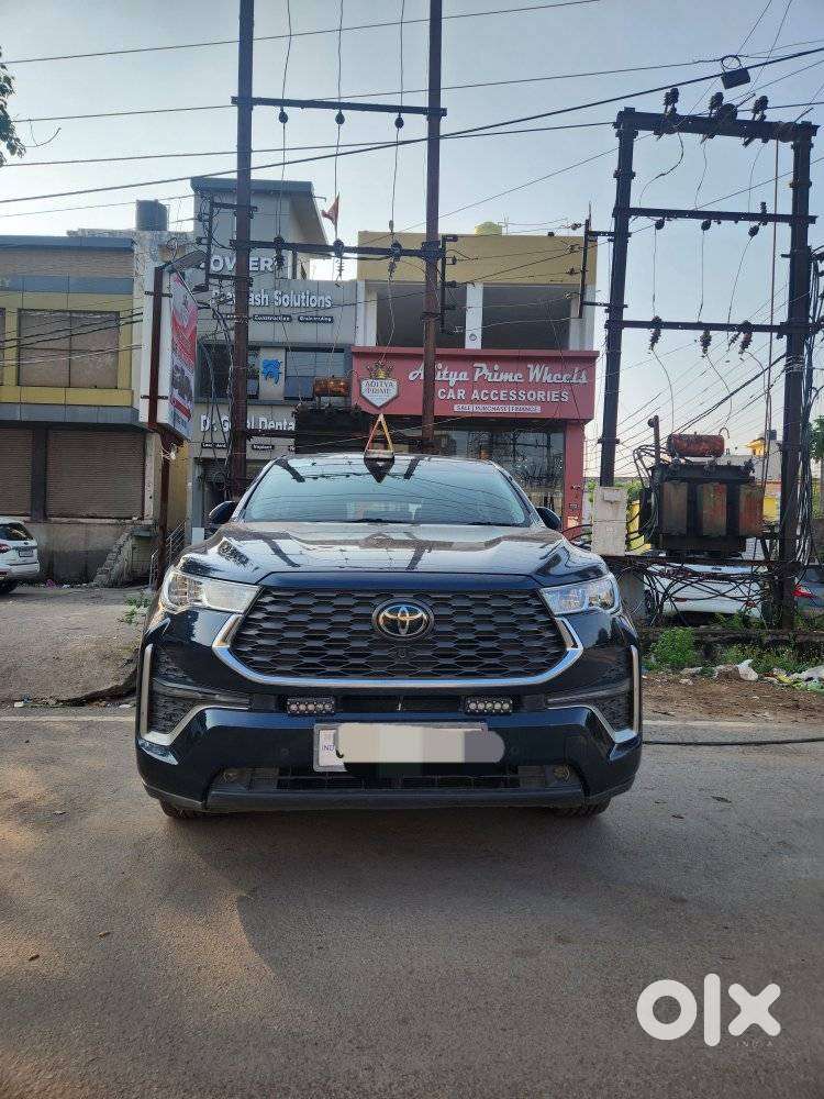 Toyota Innova Hycross 2.0 Zx (o) Hybrid 7 Str, 2023, Cng & Hybrids