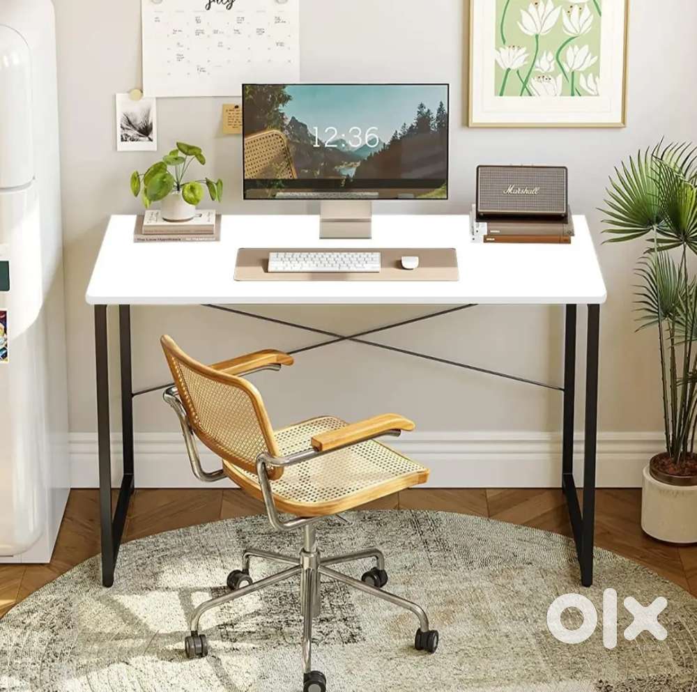 Modern White Study Table - Excellent Condition, ideal for Home Office ...