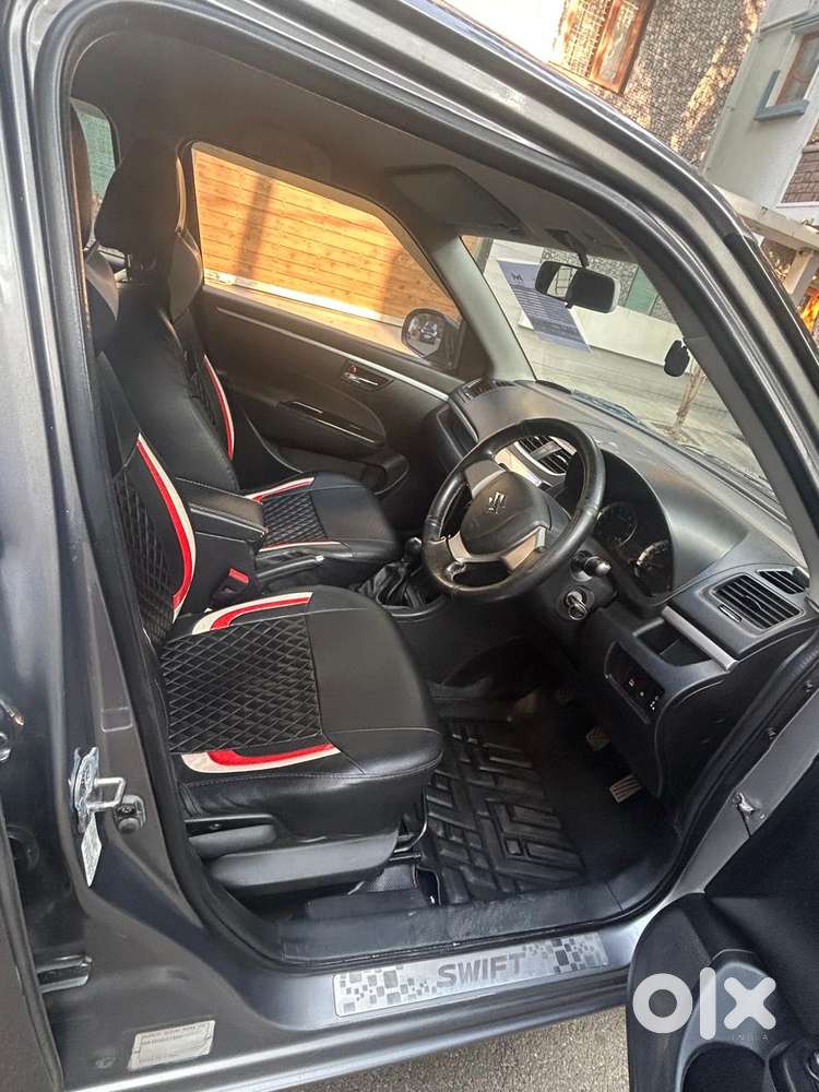 Maruti Suzuki Swift Vxi, 2017, Petrol