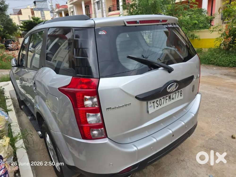 Mahindra Xuv500 2017 Diesel 73000 Km Driven