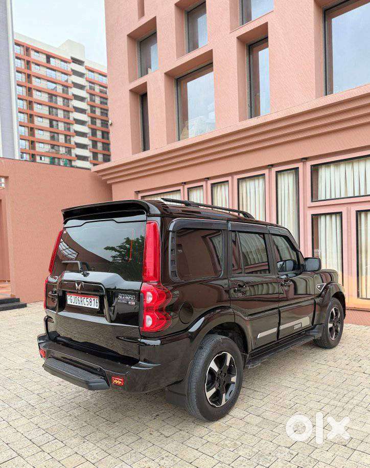 Mahindra Scorpio S11 Mt 7s, 2025, Diesel