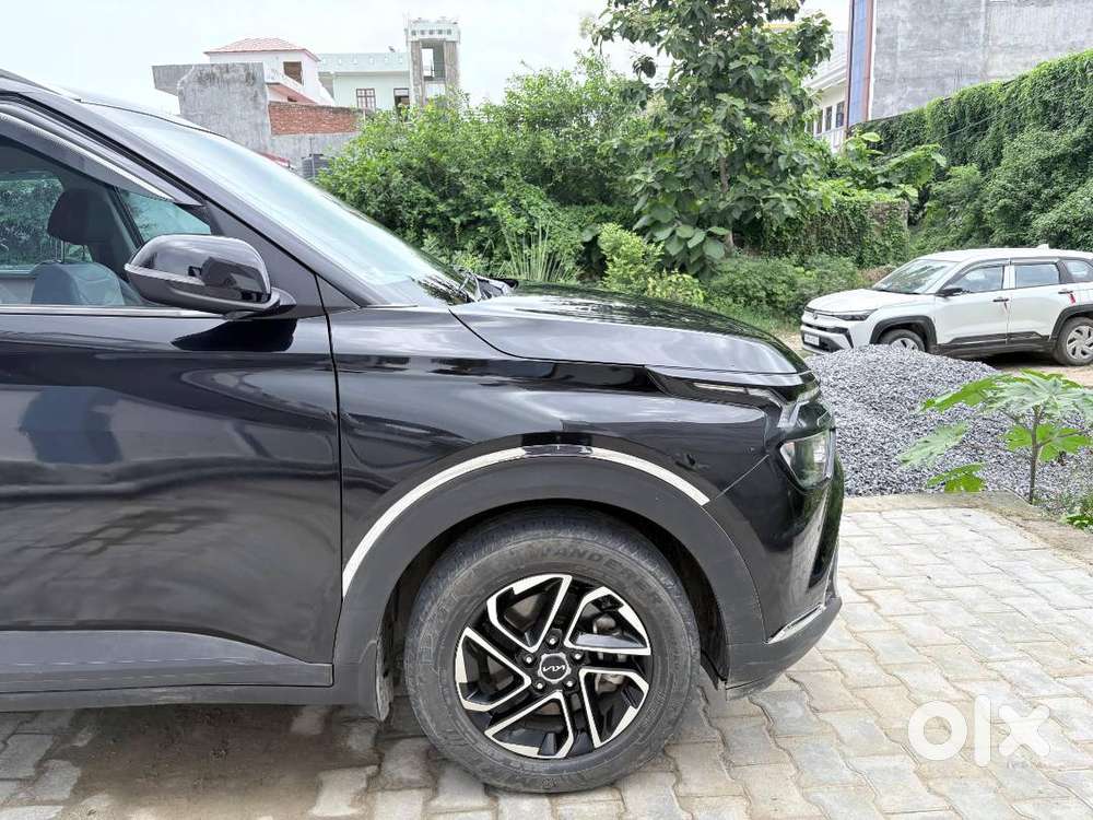 Kia Carens 2023 Diesel Well Maintained
