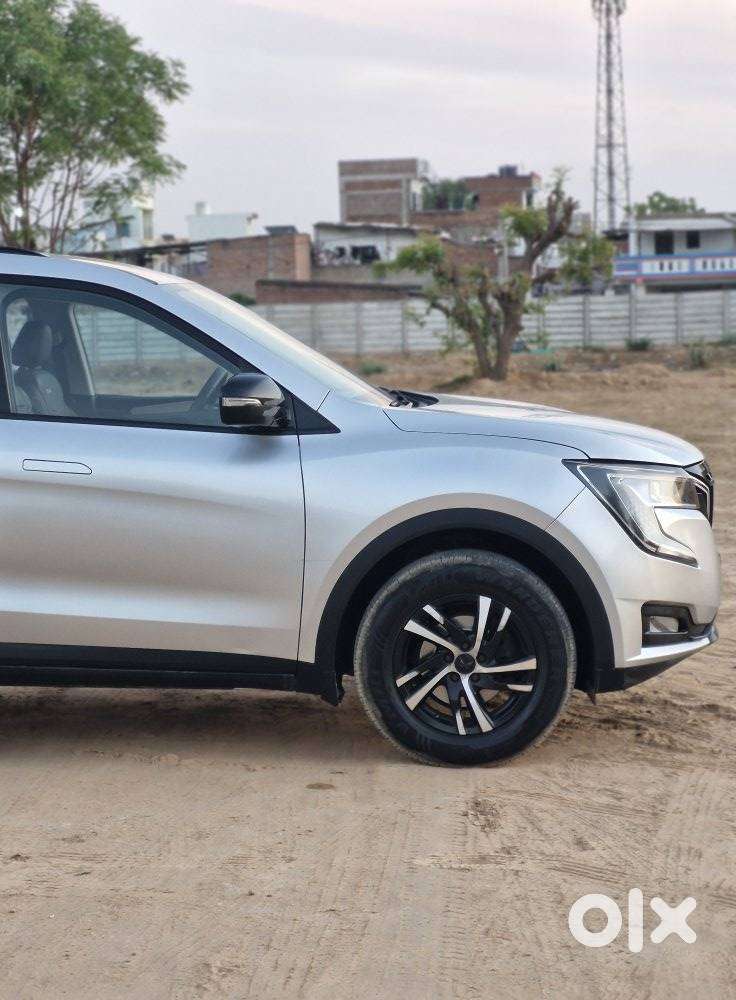 Mahindra Xuv700 2.2 Mx Diesel Mt 5 Str, 2022, Diesel