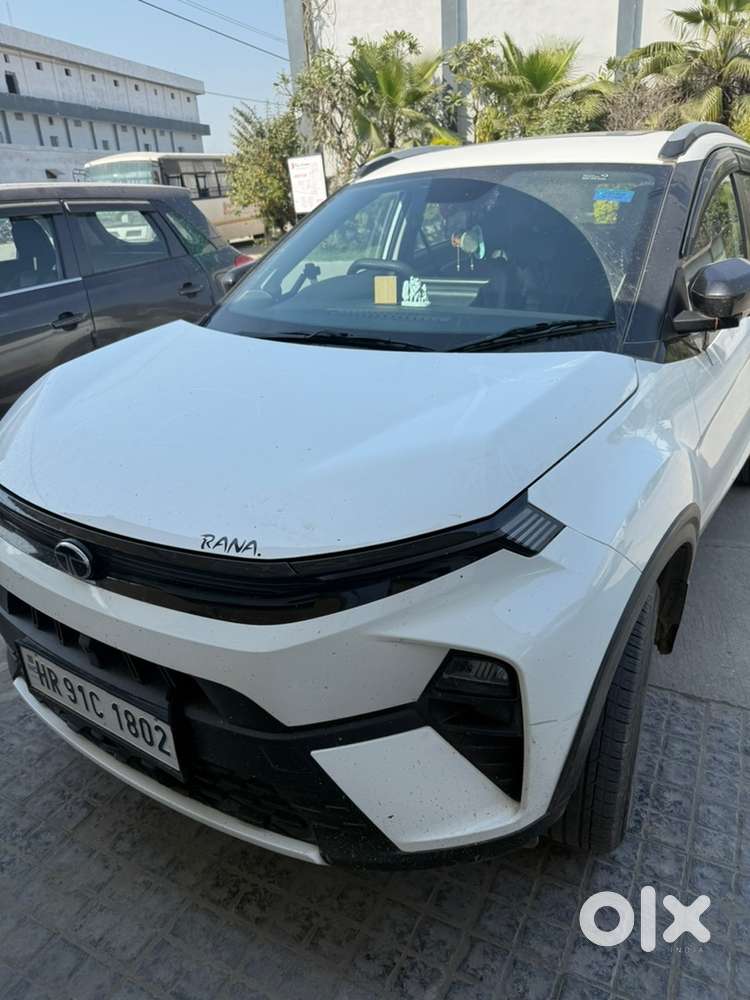 Tata Nexon 2025 Petrol Well Maintained