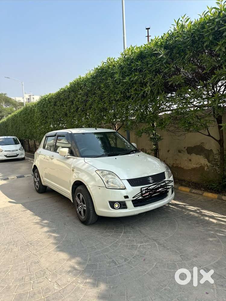 Maruti Suzuki Swift 2010 Diesel 80000 Km Driven