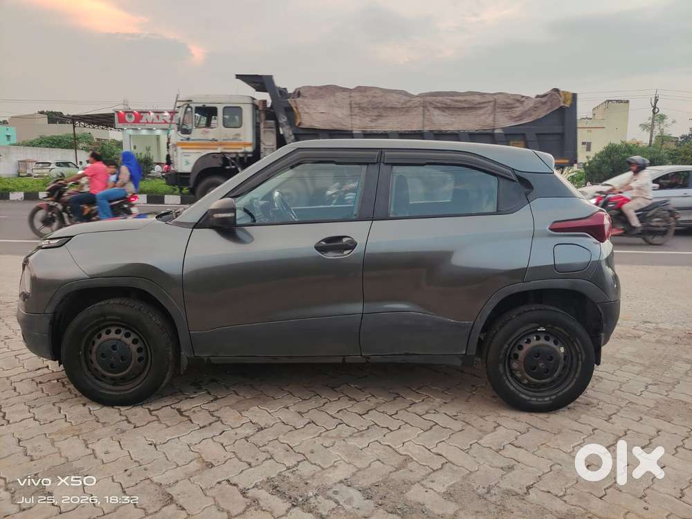 Tata Punch Pure, 2022, Petrol
