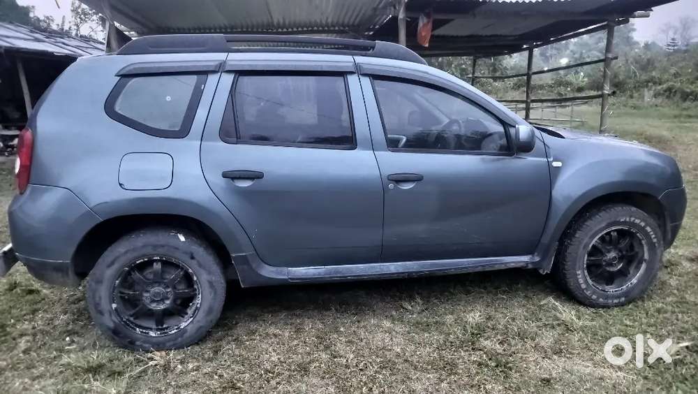 Mahindra Renault Logan 2011