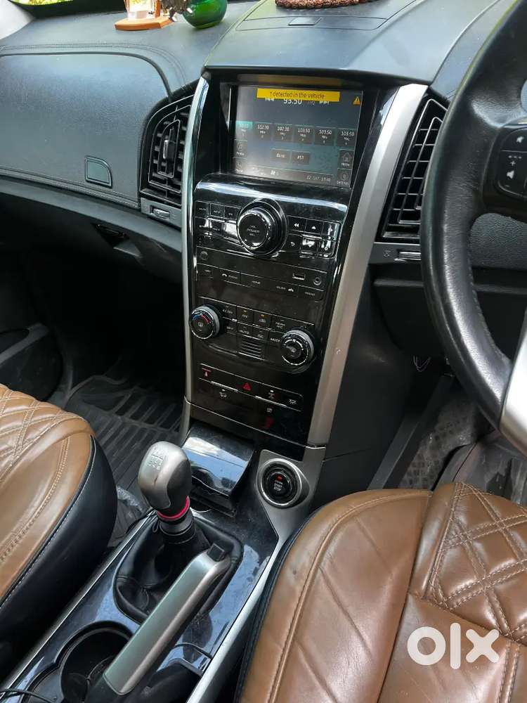 Mahindra Xuv500 2019