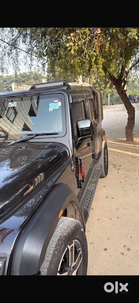 Mahindra Thar Roxx 2025 Petrol Auto