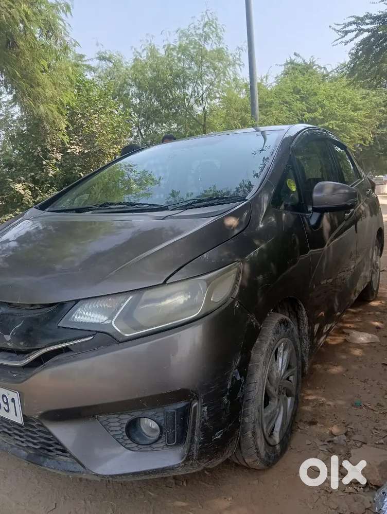 Honda Jazz I-vtec V Automatic 2015