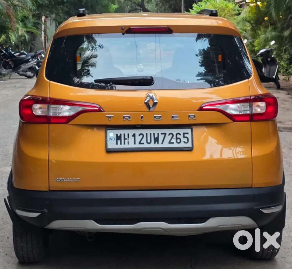 Renault Triber Rxz, 2022, Petrol