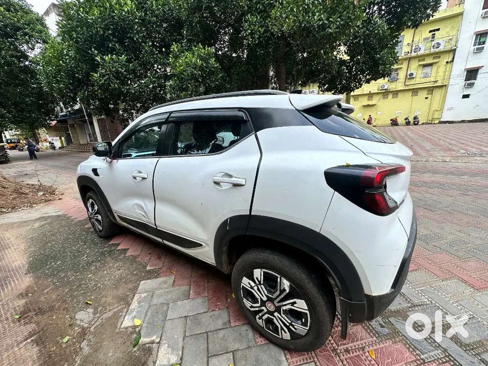 Renault Kiger Petrol Automatic 2021