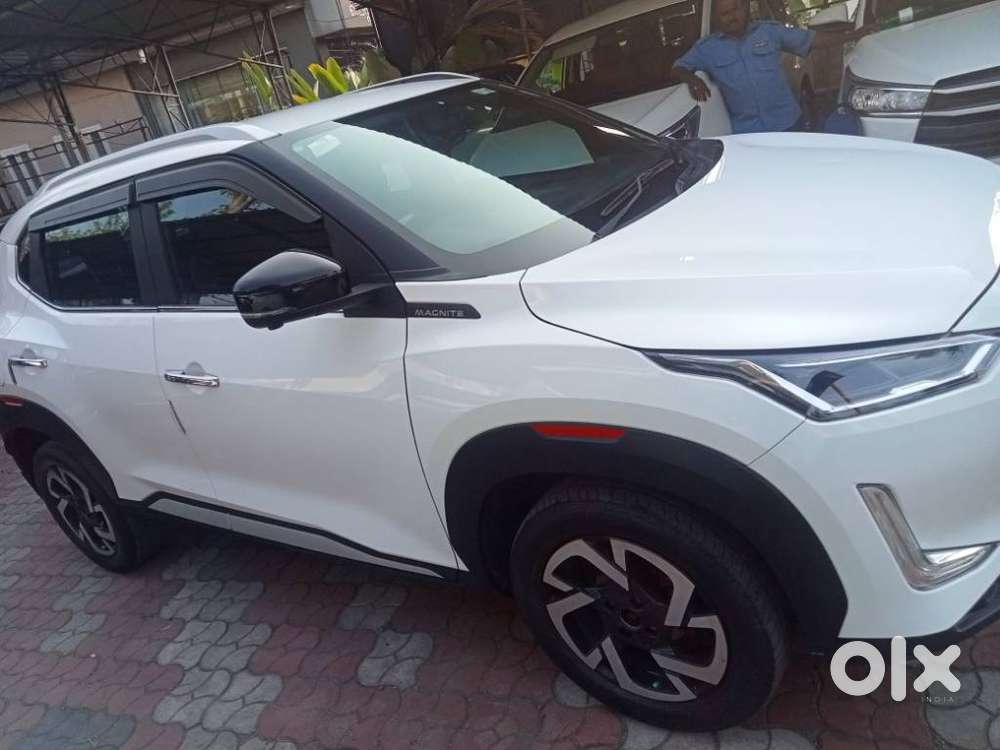 Nissan Magnite 1.0 Xv Turbo Cvt, 2023, Petrol