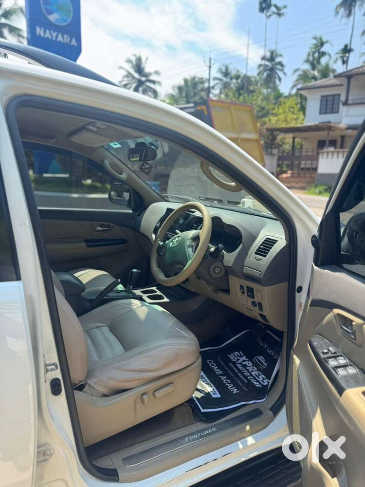 Toyota Fortuner Diesel 2012