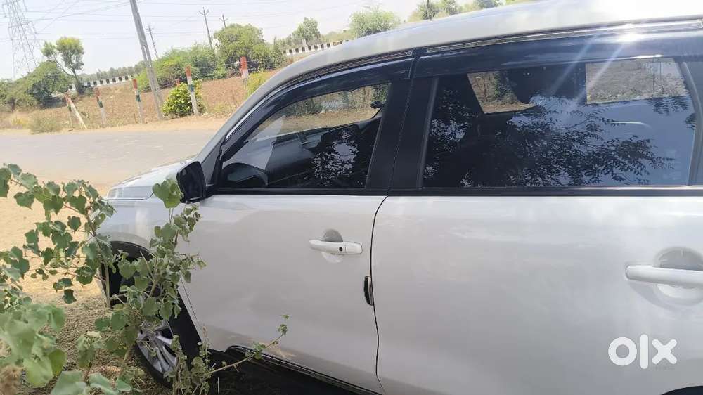 Maruti Suzuki Grand Vitara 7 Seater 2023 Petrol Well Maintained