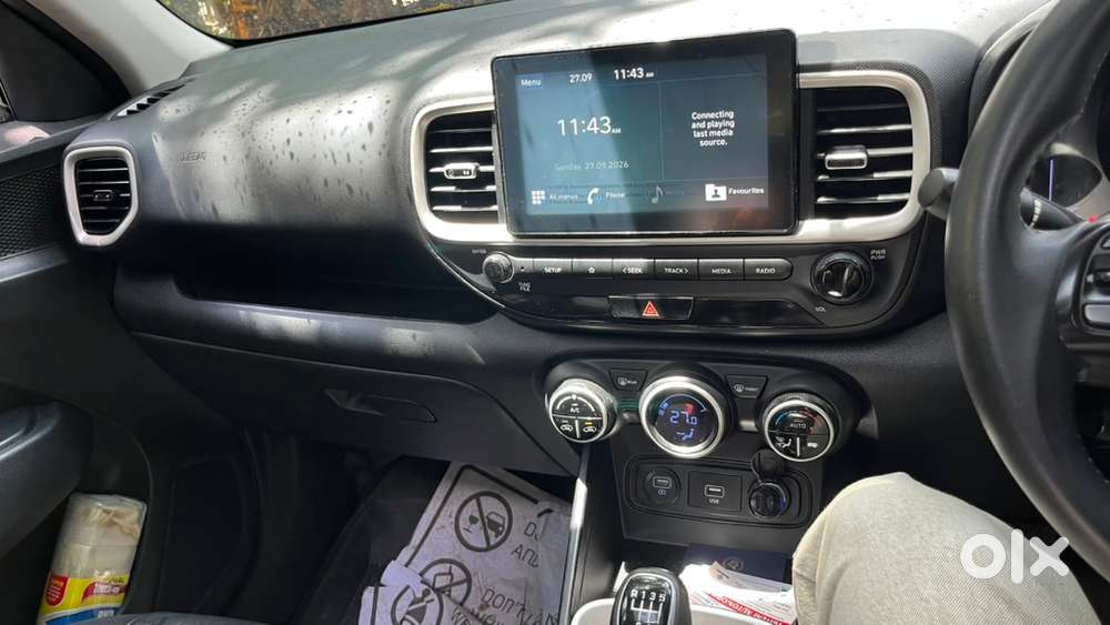Urgent Sale Hyundai Venue Petrol Manual 2020