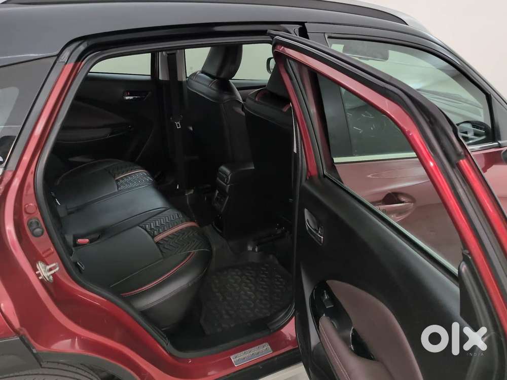 Maruti Suzuki Fronx Alpha 1.0l Turbo 6 At Dual Tone, 2023, Petrol