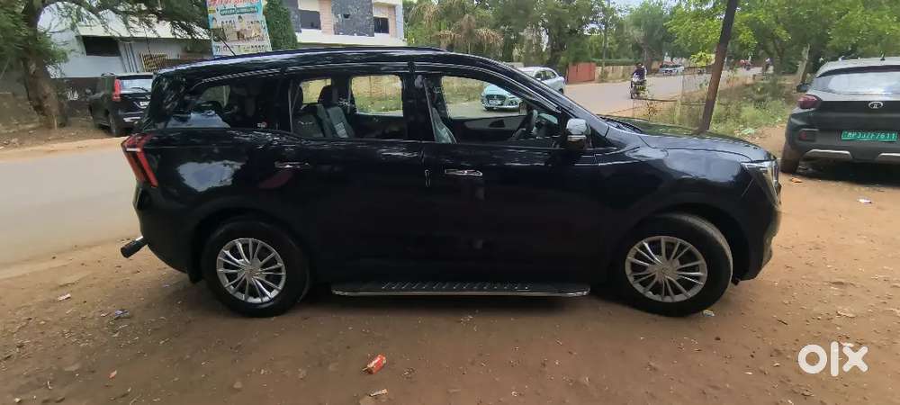 Mahindra Xuv700 Mt Mx 2025 Diesel 32000 Km Driven