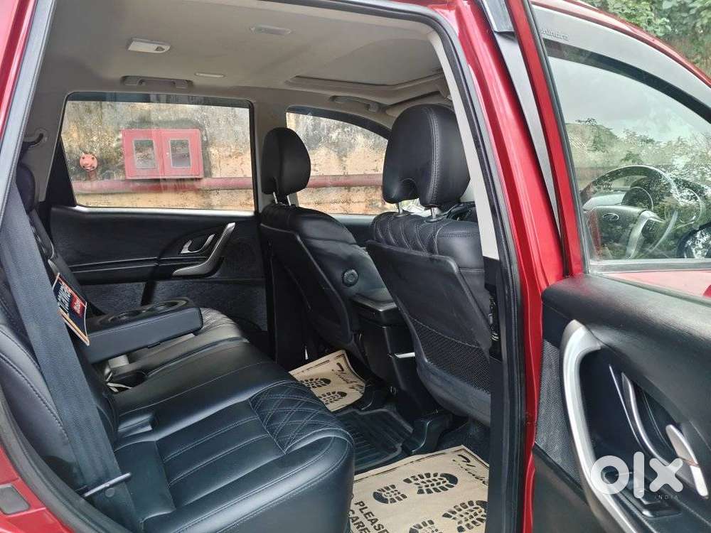Mahindra Xuv500 W9 1.99, 2019, Diesel